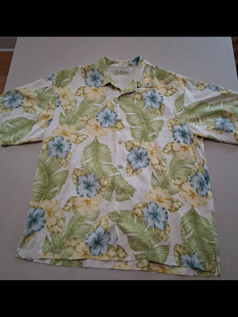 Tommy Bahama SILK Hawaiian Shirt with Green Leaves and Blue & Yellow Flowers L